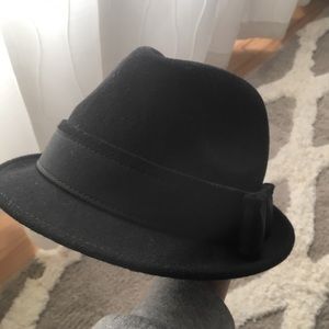 White House Black Market Black Bow Fedora NWT
